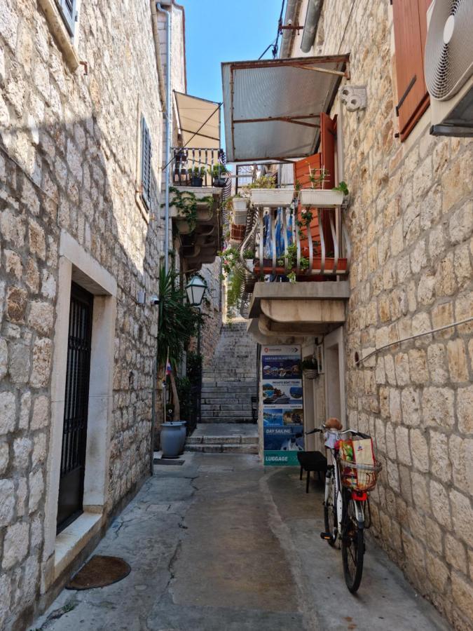 Studio Riva Hvar Town Buitenkant foto